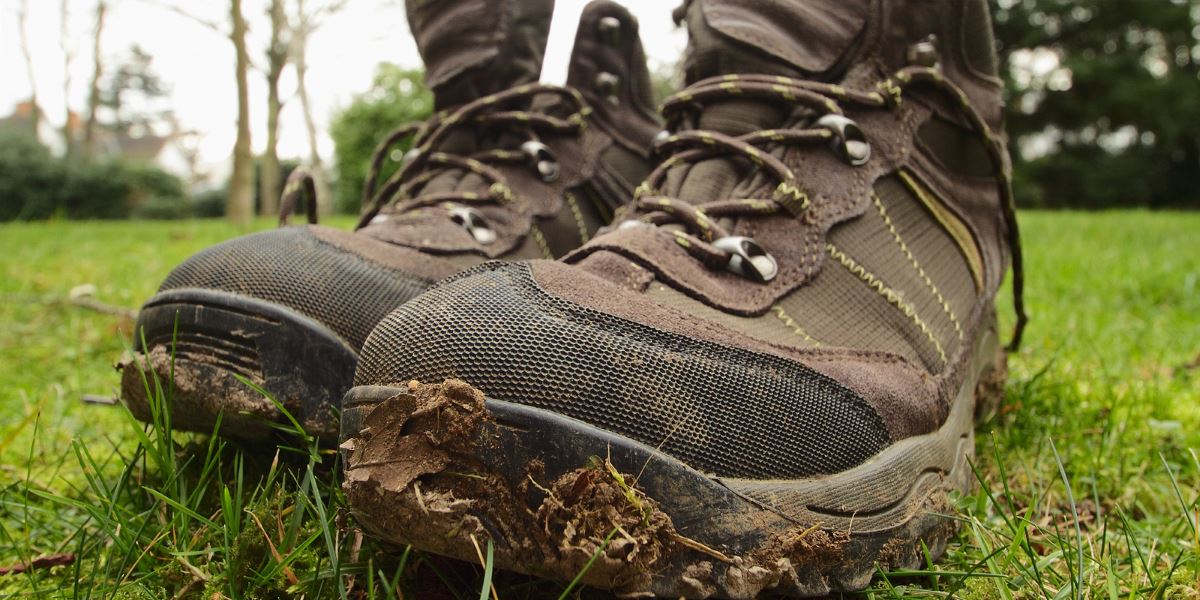 Vendita scarpe e scarponi Mundi Siena